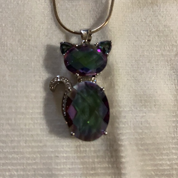 Purple/Blue SS 925 CAT Pendant w/16 inch SS chain - Picture 3 of 7